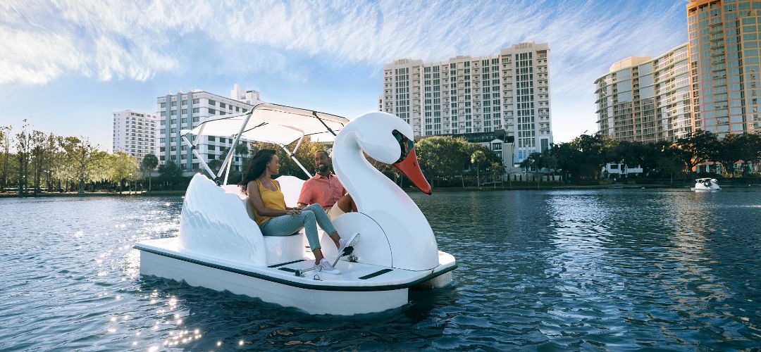 See What Else Is Waiting for You in Orlando This Fall (Lake Eola Park Pictured)
