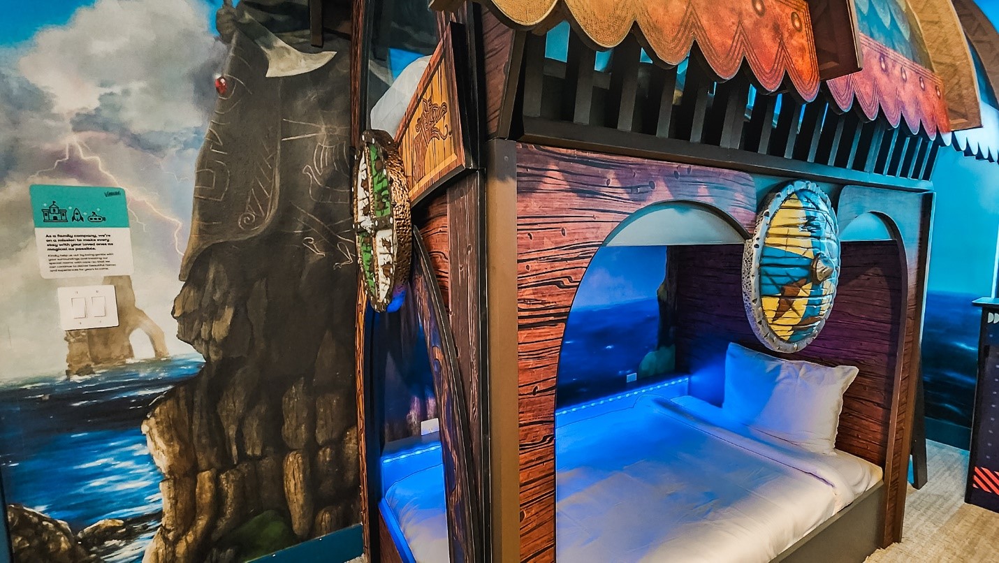 kids bed that looks like a pirate ship
