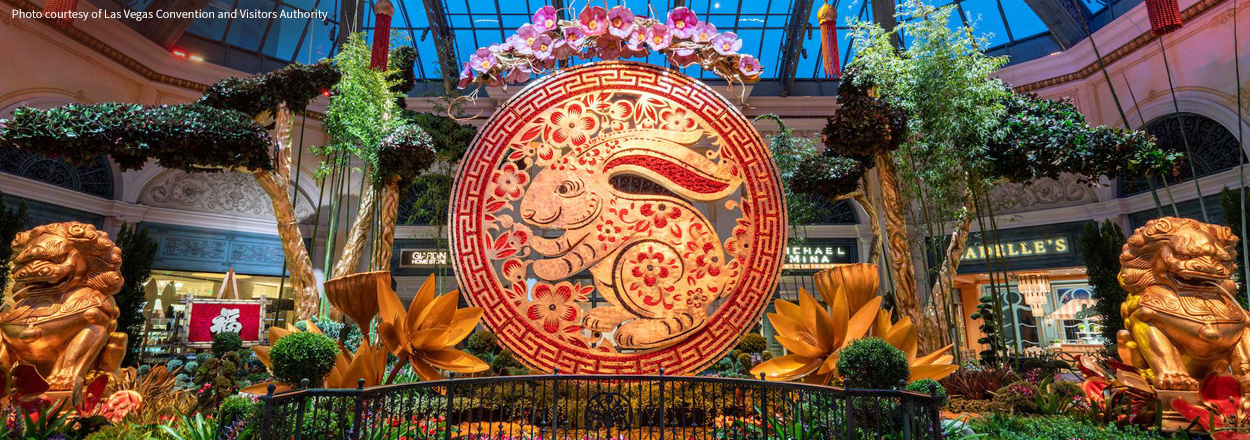 Bellagio- Las Vegas - Year of the Dragon display.  Botanical gardens,  Bellagio las vegas, Year of the dragon